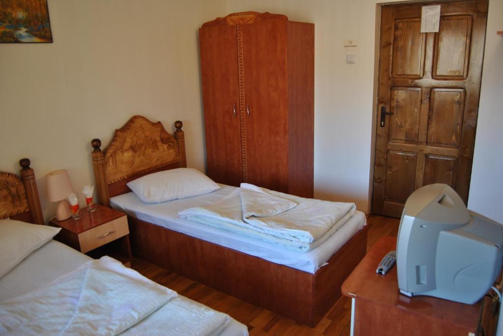 Cabana Popasul Haiducilor Petroşani Kamer foto